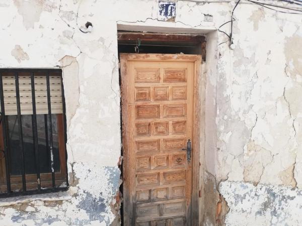 Chalet pareado en calle de Colón