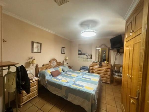 Chalet adosado en juan josé valdes