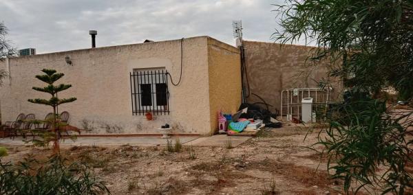 Casa independiente en Partida Lomas, 21