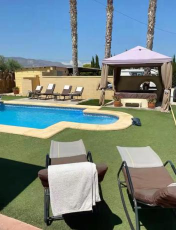 Casa independiente en Partida Moco el Gp. 7