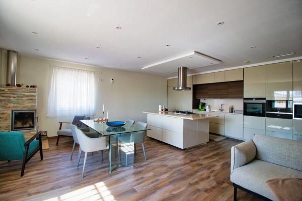 Casa rural en Avenida, 20