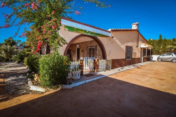 Casa independiente en Partida Lomas Gp. 2, 161