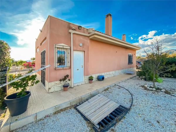 Casa independiente en Partida Moco el Gp. 5