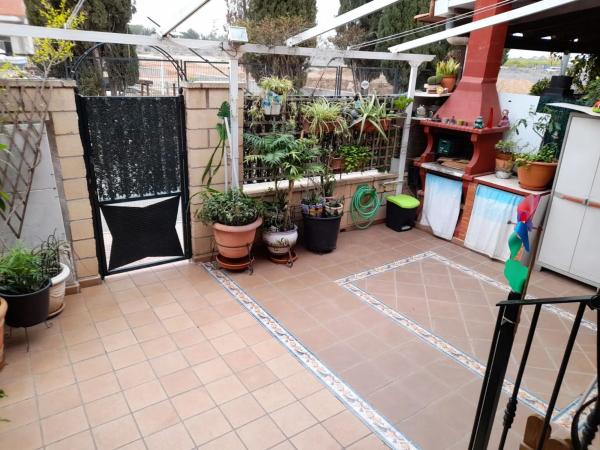 Chalet pareado en calle Virgen de la Estrella, 26