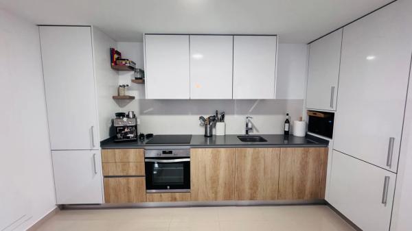 Piso en avenida Antonio Pedrera Soler