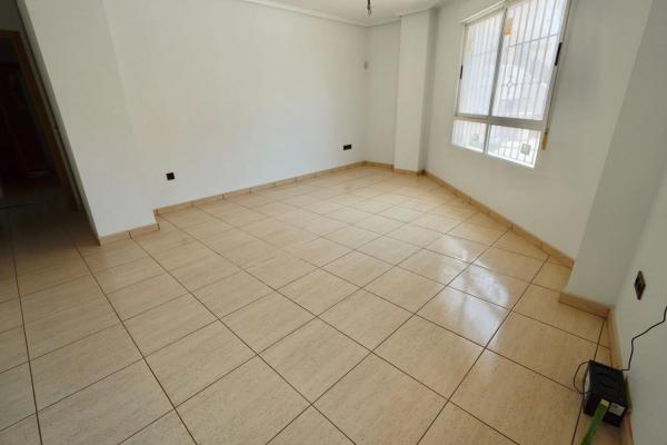 Piso en calle Egidos del Sur, 32