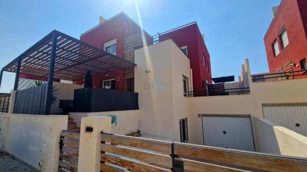 Chalet en Algorfa