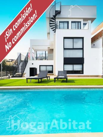 Chalet adosado en calle Alicante