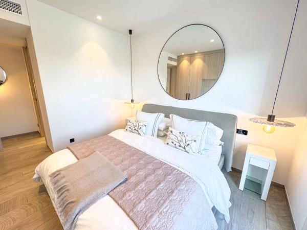 Chalet pareado en calle Daya Vieja