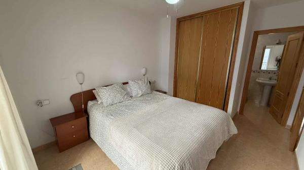 Piso en avenida de Daya Nueva