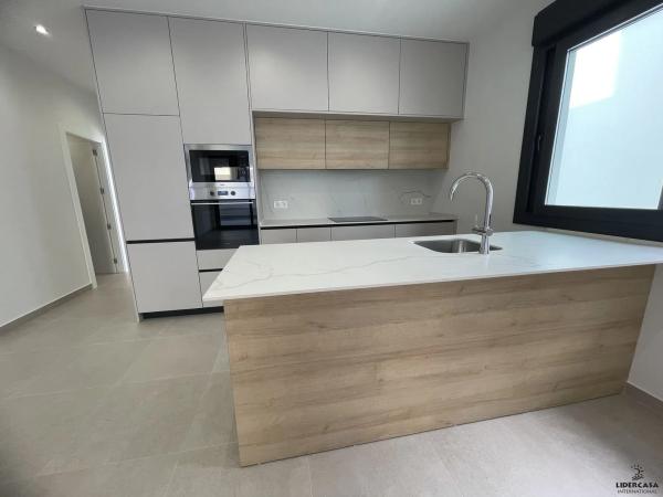 Chalet adosado en calle Los Olmos s/n