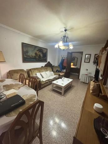 Piso en calle Nueve de Octubre