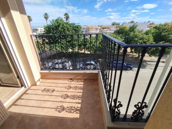 Chalet adosado en calle Médico Julio García García