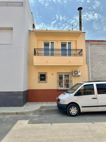 Chalet adosado en calle Fermín Galán y García