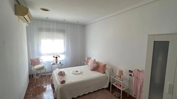 Chalet adosado en calle Gaviotas