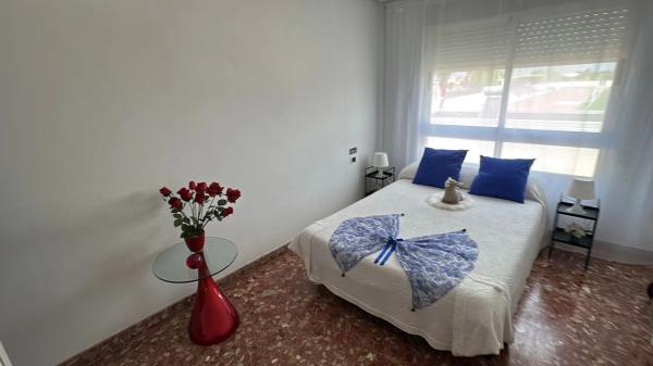 Chalet adosado en calle Gaviotas