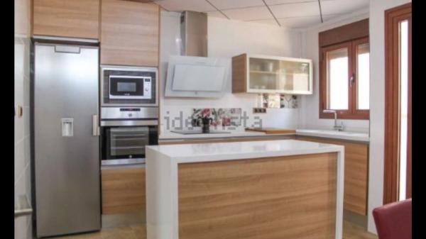 Chalet adosado en calle Jaime Rosell, 47