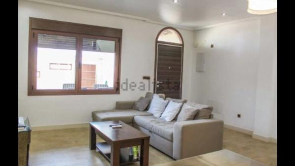 Chalet adosado en calle Jaime Rosell, 47