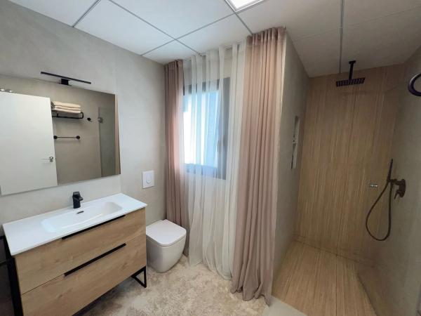 Chalet pareado en calle Vicente Aleixandre, 38