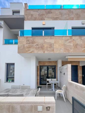 Chalet adosado en avenida Europa, 41