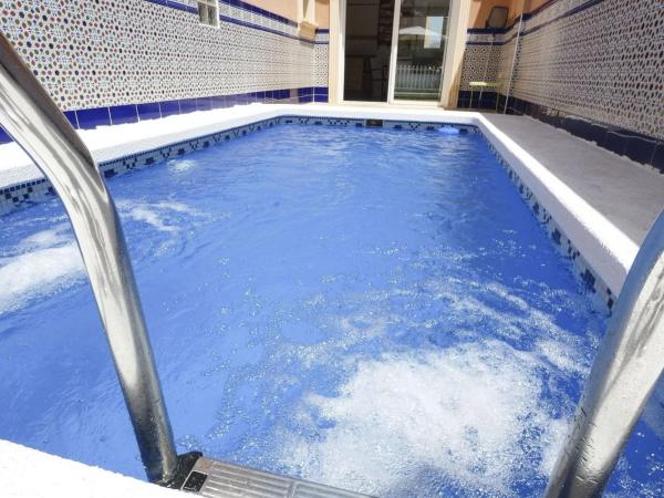 Chalet en calle Naranjo, 44