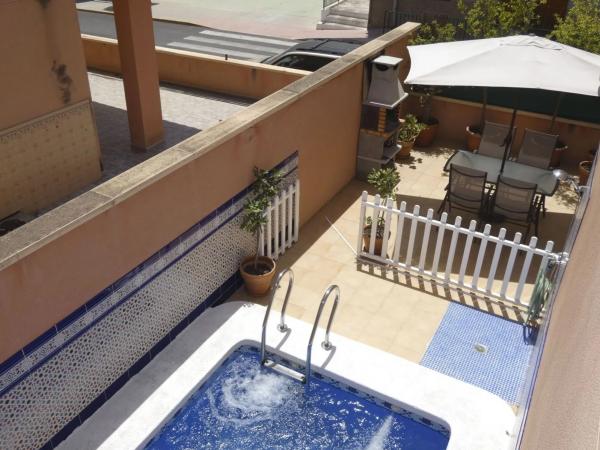 Chalet en calle Naranjo, 44