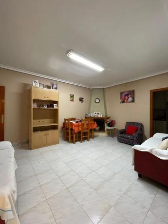 Chalet pareado en calle Aureliano Díaz s/n
