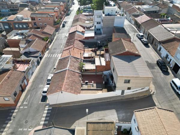 Chalet pareado en calle Aureliano Díaz s/n