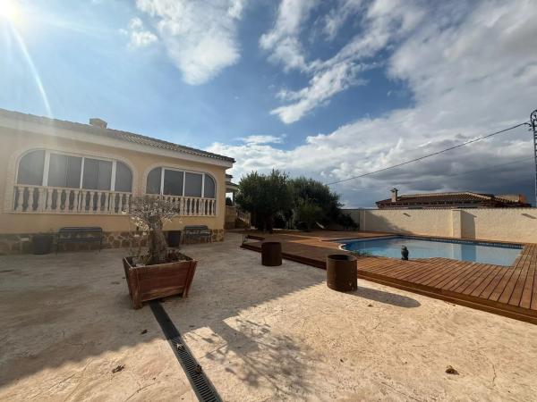 Casa independiente en camino lo Benimira