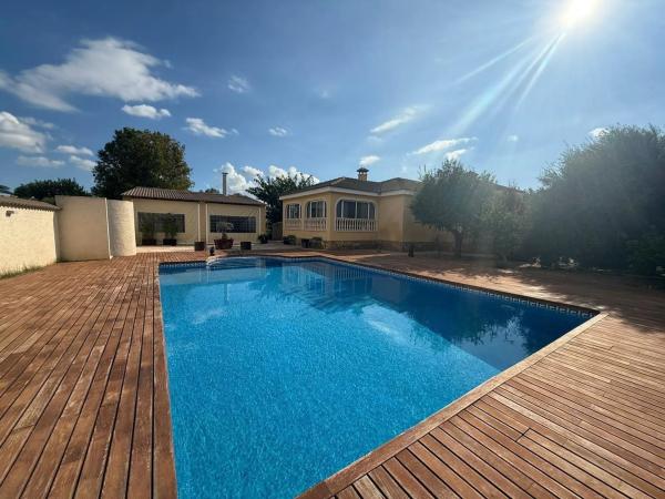 Casa independiente en camino lo Benimira