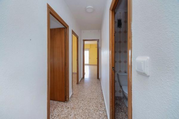 Piso en calle Poeta Francisco Salinas, 12