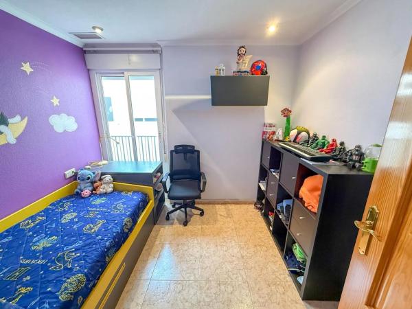 Piso en avenida Juan Pablo II, 16