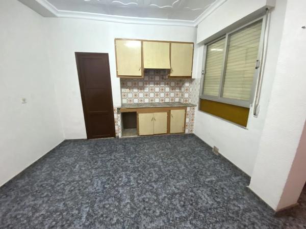 Chalet adosado en calle Gloria Flores