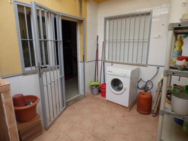 Chalet adosado en grupo san pedro, 10