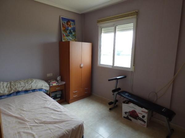 Chalet adosado en grupo san pedro, 10