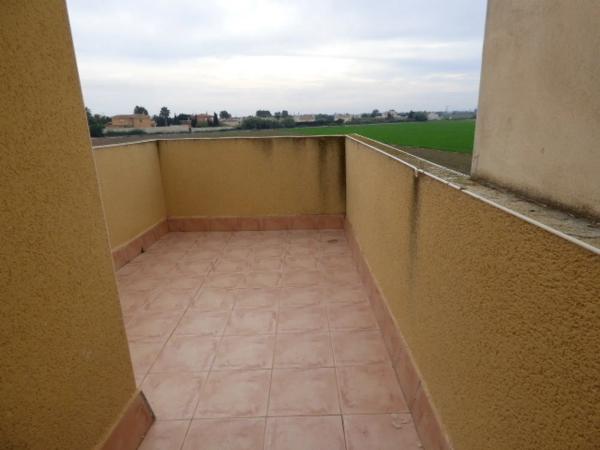 Chalet adosado en grupo san pedro, 10