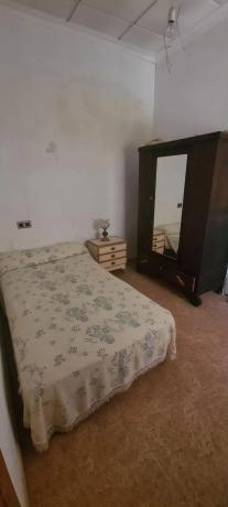 Chalet adosado en calle Santa Águeda, 142