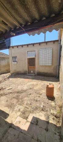 Chalet adosado en calle Santa Águeda, 142