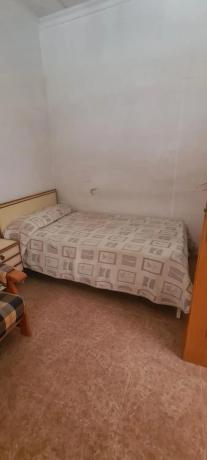 Chalet adosado en calle Santa Águeda, 142