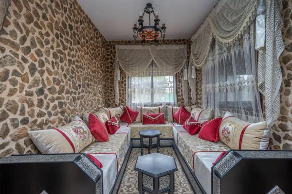 Casa rural en camino de la Sierra