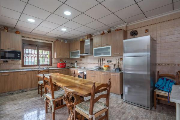 Casa rural en camino de la Sierra