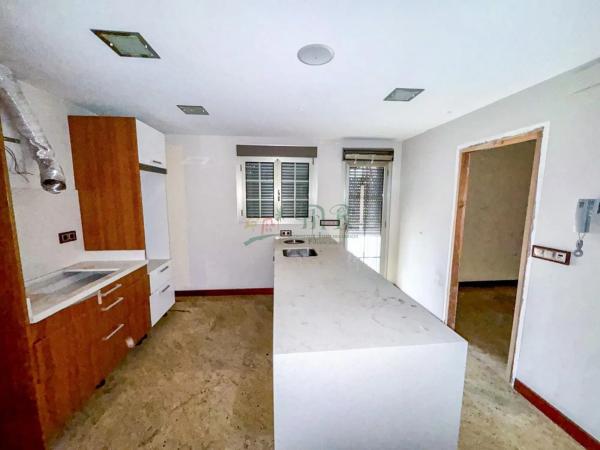 Casa de pueblo en calle San Isidro, 56