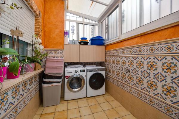 Chalet pareado en calle Alcalde José Bru Mora, 37