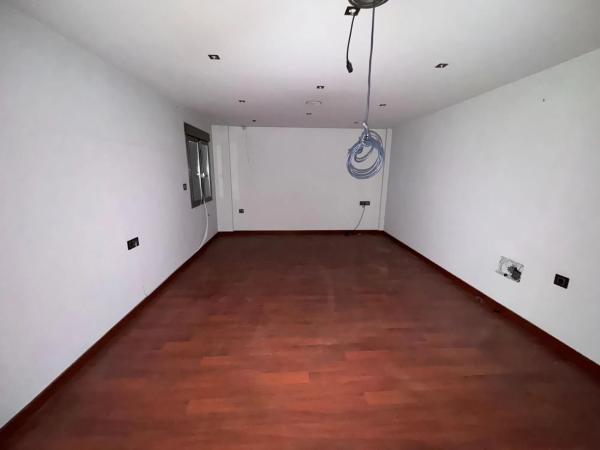 Casa independiente en calle San Isidro, 56