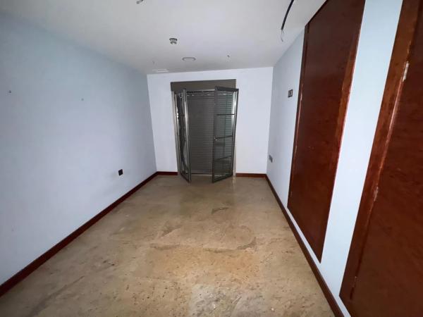 Casa independiente en calle San Isidro, 56