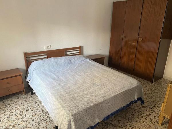 Chalet adosado en plaza San Juan