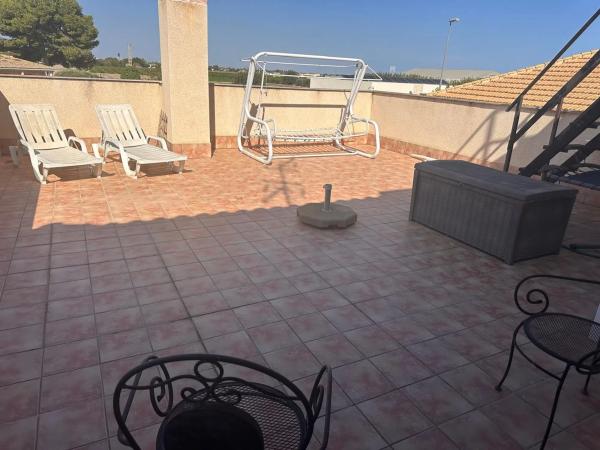 Chalet pareado en CL Teatro Del, 10