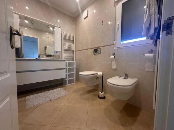 Chalet pareado en CL Teatro Del, 10