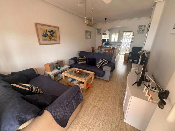 Chalet adosado en CL Jose Garcia Hurtado, 5