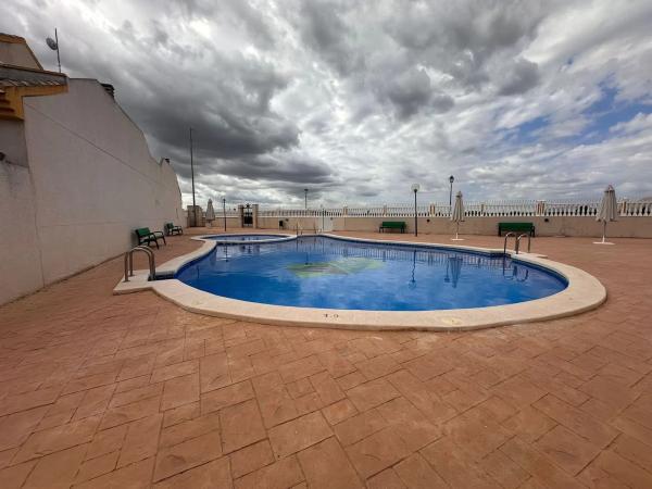 Chalet adosado en CL Jose Garcia Hurtado, 5